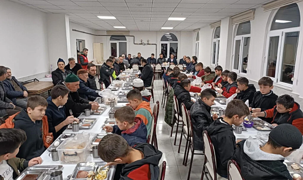 Samsun'da depremde hayatını kaybedenler için anma programları düzenlendi