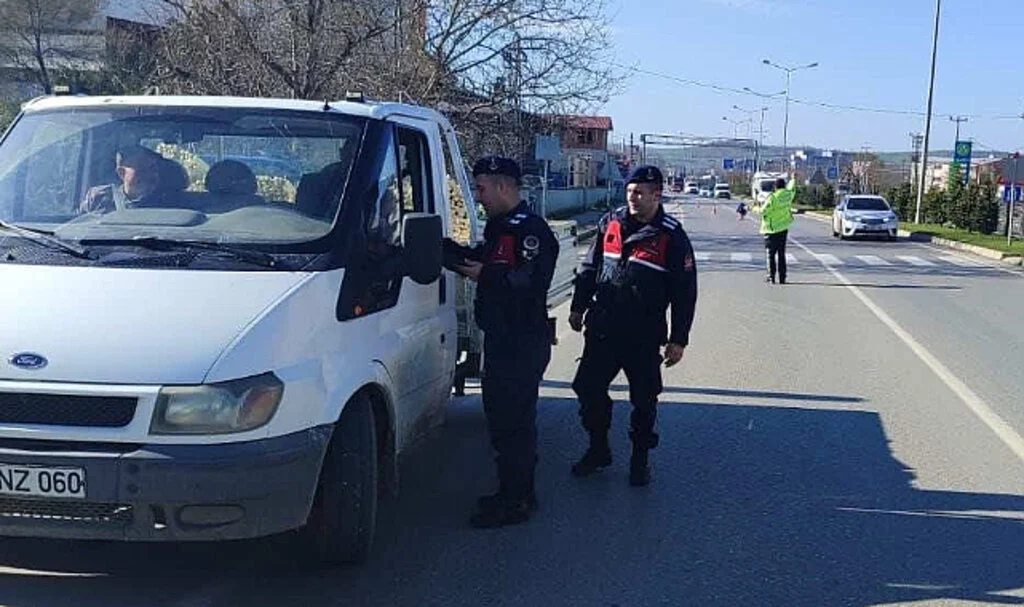 Samsun'da jandarma uygulamasında 238 Kişiye GBT sorgusu
