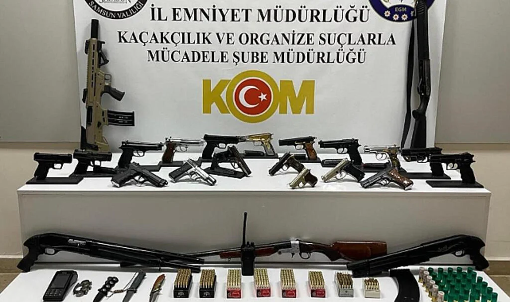 Samsun'da 'Kafes' Operasyonu: 8 Kişi Tutuklandı