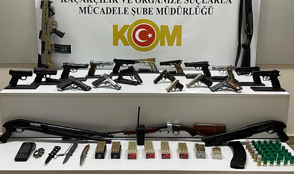 Samsun'da 'Kafes' operasyonu: 8 tutuklama