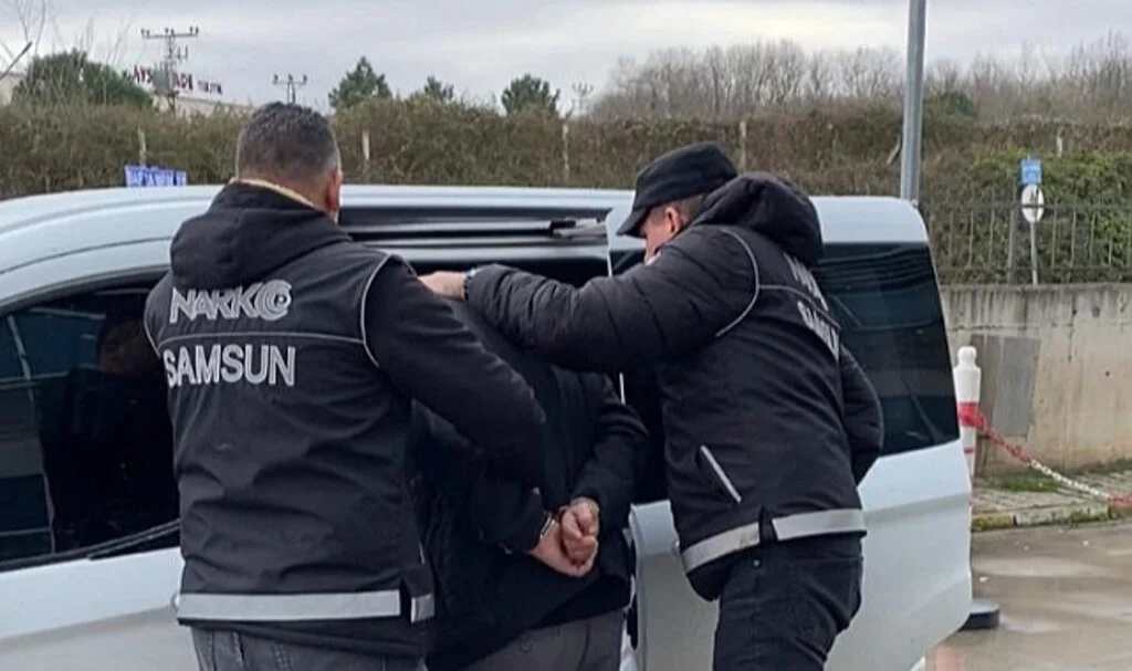 Samsun'da Uyuşturucuyla Yakalanan Şahıs Tutuklandı: Önceki Ceza da Ortaya Çıktı