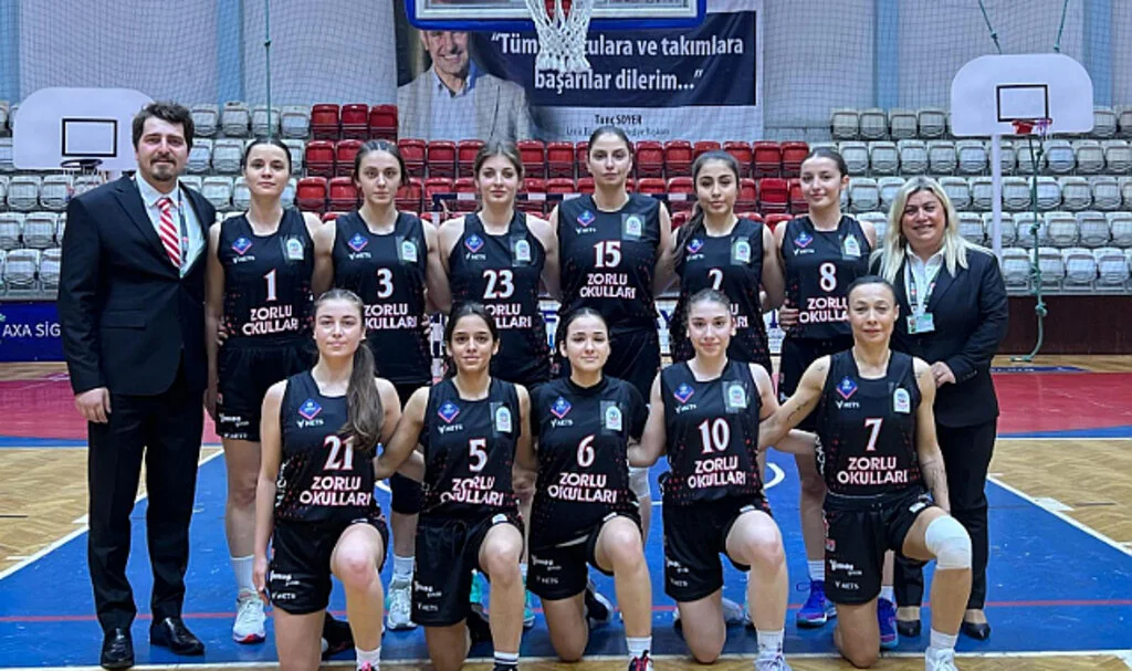 Samsun Zorlu Koleji mağlup: Çeyrek final son maça kaldı