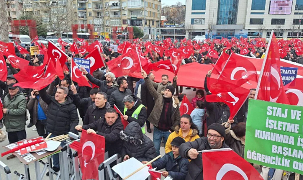 Staj mağdurları seslerini yüksetti 