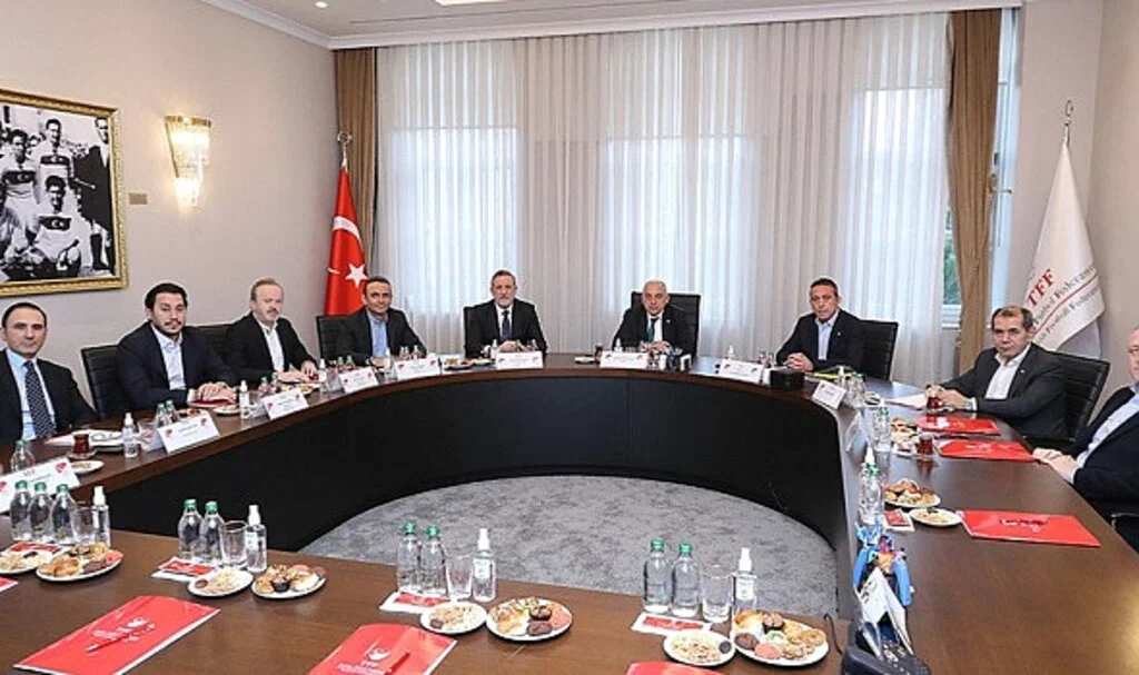 Süper Lig ve 1. Lig için Yayın İhale Komisyonu toplandı