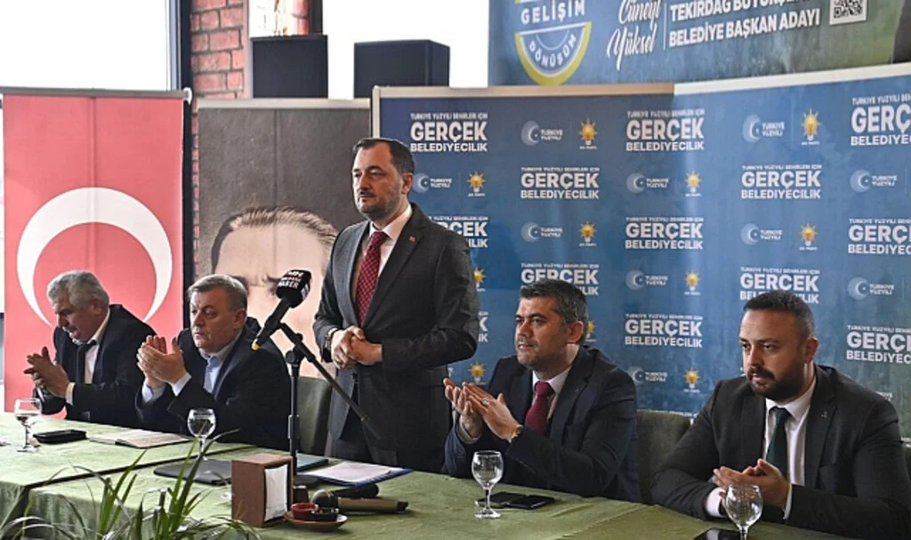 Tekirdağ Adayı Cüneyt Yüksel'e İlçelerde Halkın Coşkulu İlgisi Sürüyor