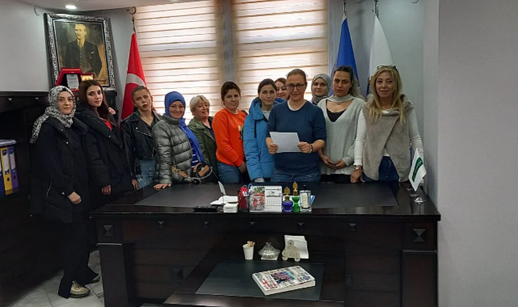 Tez-Koop-İş Sendikası'ndan 8 Mart'ta Güçlü Birlik ve Mücadele Çağrısı