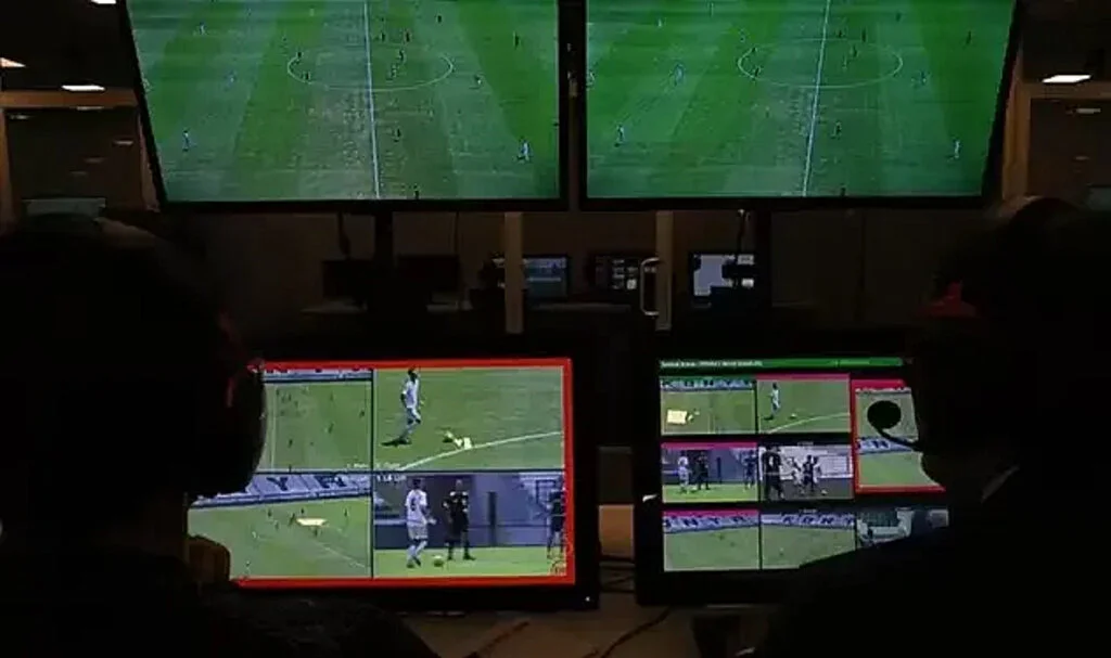 TFF'den MHK Başkanı VAR Merkezi'ni aradı iddialarına yanıt!