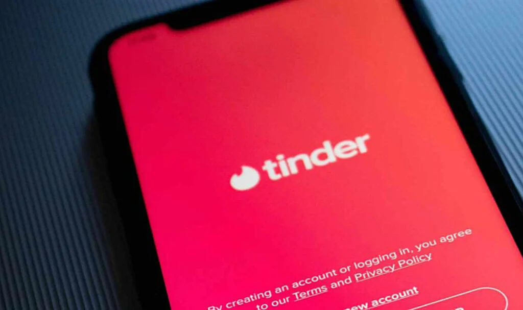 Tinder, Vatandaşlık Onaylı Yeni Kimlik Doğrulama Sistemini Kullanıma Sunuyor!
