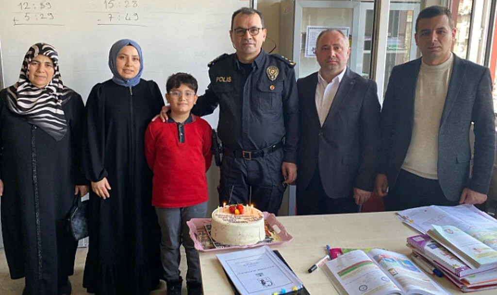 Tokat'ta şehit uzman çavuşun oğluna duygusal doğum günü sürprizi