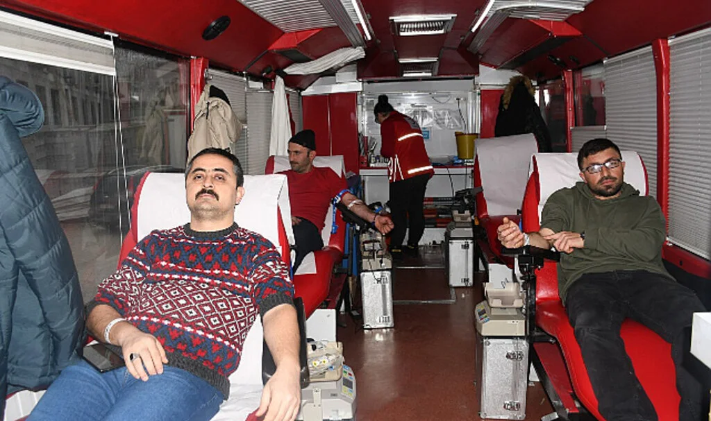 Vezirköprü'de Türk Kızılayı İle Kan Bağışı Kampanyası Başlatıldı
