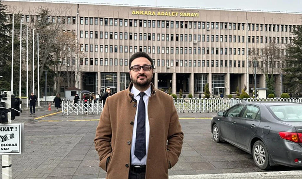 Yeni Yargı Paketiyle Sosyal Medyada Hakaret Edenlere Para Cezası Geliyor