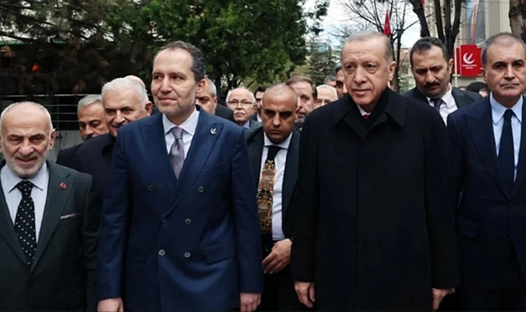 YRP'nden Suat Pamukçu'ya "Milletvekilliğinden de İstifa Et" Çağrısı