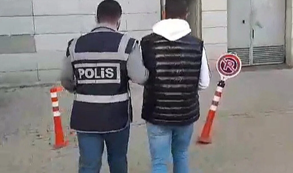 12 yıl 5 ay hapis cezası bulunan şahıs yakalandı,