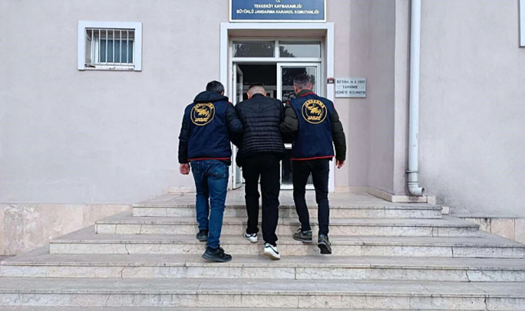 16 yıl 5 ay 4 gün hapis cezası ile aranan şahıs jandarma ekiplerince yakalandı