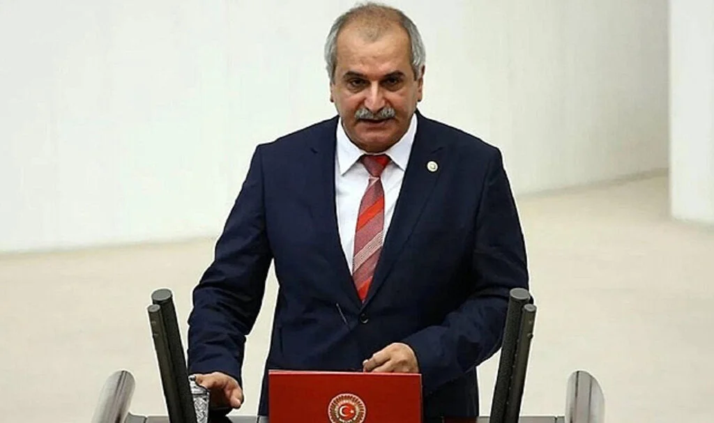 Ahmet Çelik'e Bıçaklı Saldırı: Durumu Ciddiyetini Koruyor