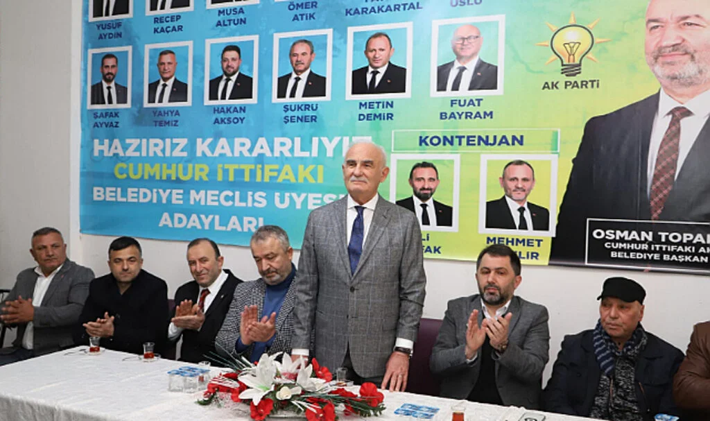 AK Parti Genel Başkan Yardımcısı Yusuf Ziya Yılmaz'dan 19 Mayıs seçim koordinasyon merkezine ziyaret