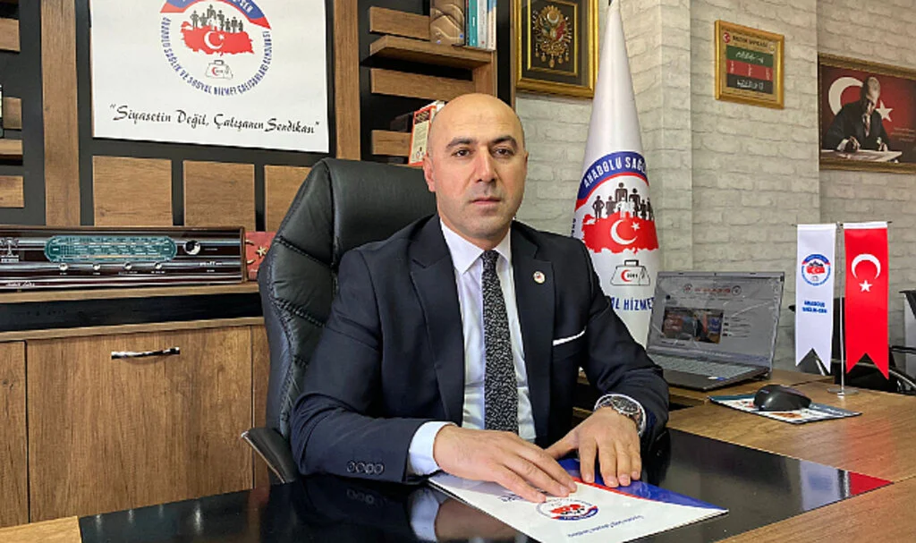Anadolu Sağlık Sen'den Çağrı: Sağlık Çalışanlarına Bayram İkramiyesi Verilmeli