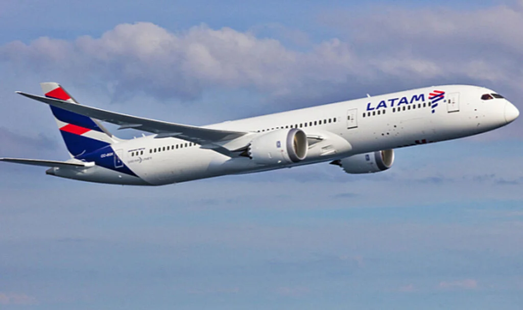 Avustralya-Yeni Zelanda uçağında ani irtifa kaybı yaşandı: En az 50 yaralı