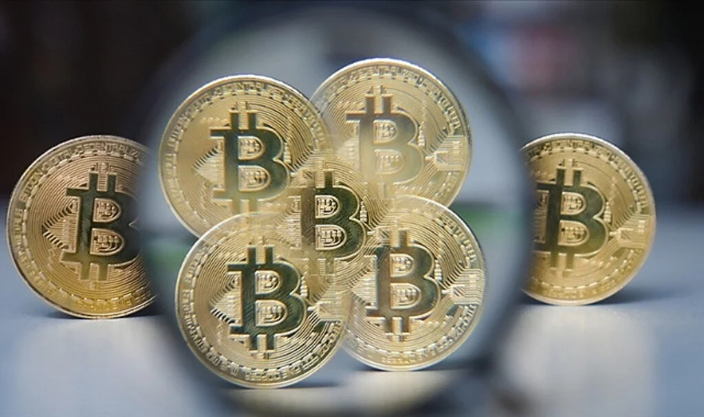 Bitcoin, 71 Bin Doların Üzerine Çıkarak Rekor Kırdı