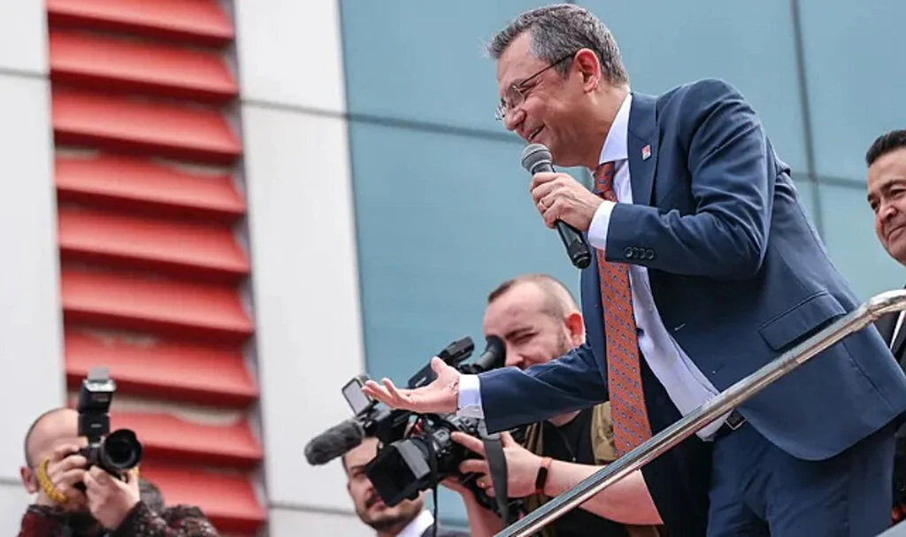 CHP Genel Başkanı Özgür Özel: "Her Şeye Para Bulunuyor, Emekliye Bulunmuyor"