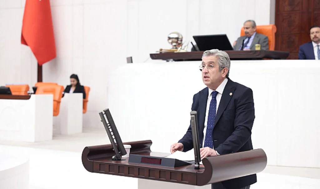 CHP Samsun Milletvekili Op.Dr. Murat Çan: 'Kadının statüsü  uygarlığın göstergesidir'      