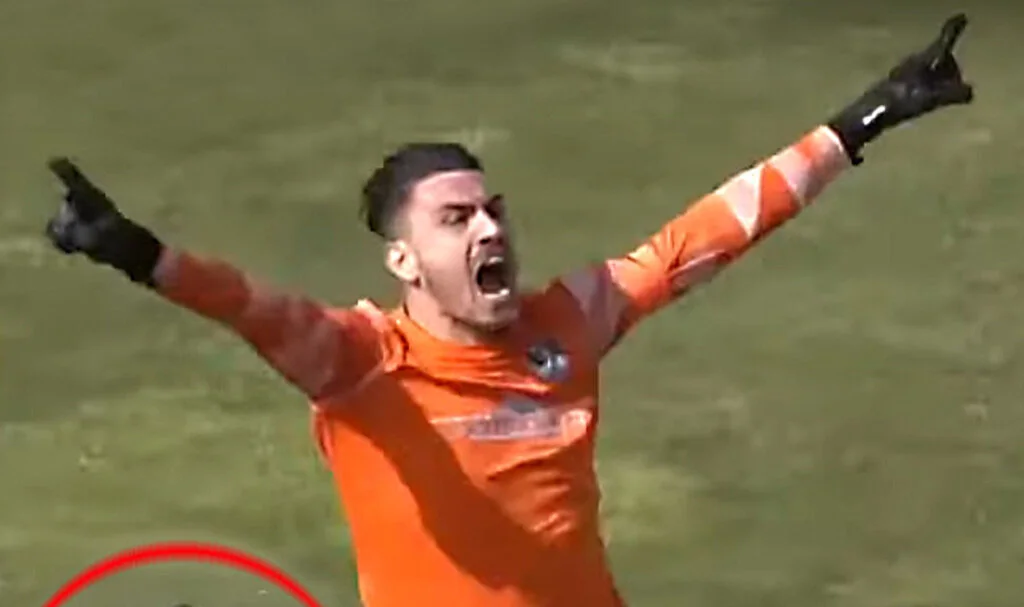 Eski Samsunsporlu kaleci Nurullah Aslan gol attı