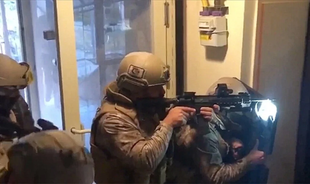 Mahzen-9 Operasyonu: 6 Örgüt Çökertildi, 54 Şüpheli Yakalandı