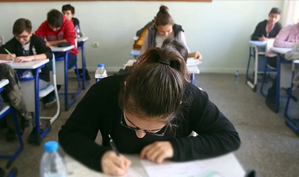 Öğrencilere Yeni Bir Deneyim: Ortak Sınavlarda Açık Uçlu Soru Dönemi Başlıyor