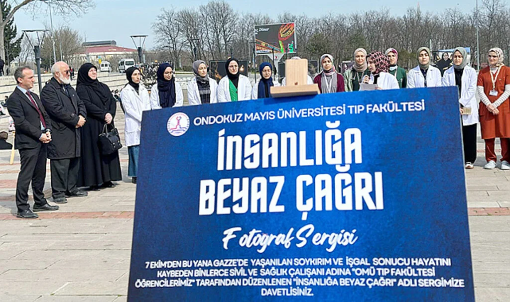 OMÜ, 'İnsanlığa Beyaz Çağrı' Fotoğraf Sergisi ile Filistin İnsanlık Dramına Dikkat Çekti