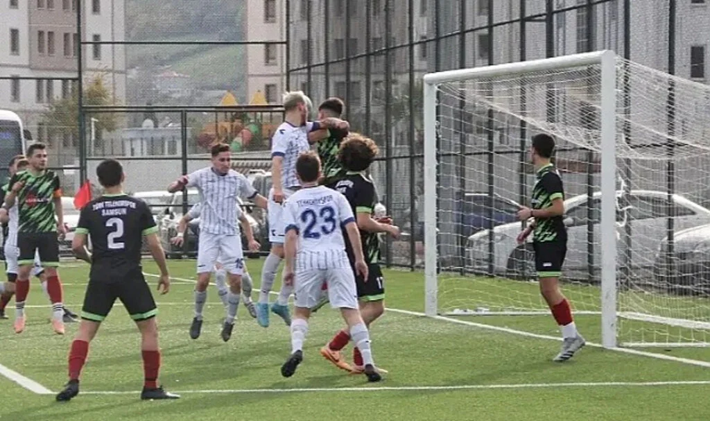 SAL play-off liginde heyecan dorukta