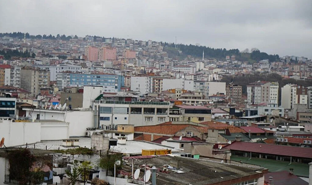 Samsun'da 2000 Öncesi Yapılan Binalarda İkamet Eden Hane Sayısı