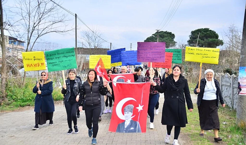 Samsun'da 8 Mart Dünya Kadınlar Günü İçin Farkındalık Yürüyüşü 