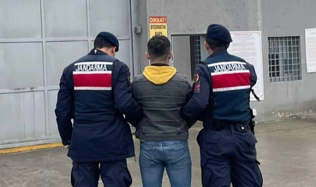 Samsun'da 9 Yıl 2 Ay Hapis Cezası Bulunan Şahıs Jandarma Tarafından Yakalandı