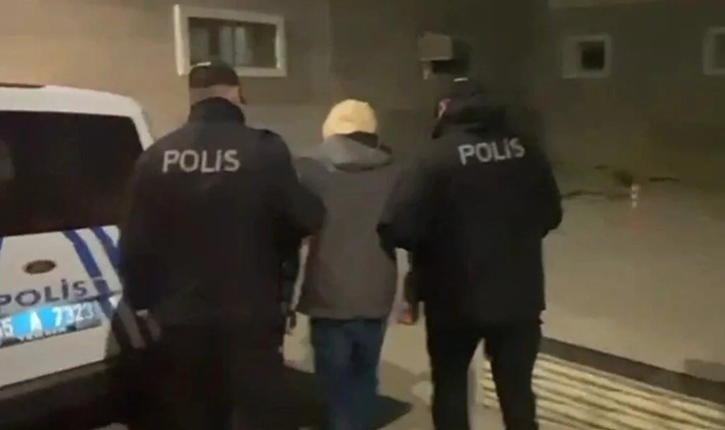 Samsun'da Cezaevi Firarisi Polisin Takibiyle Yakalandı!
