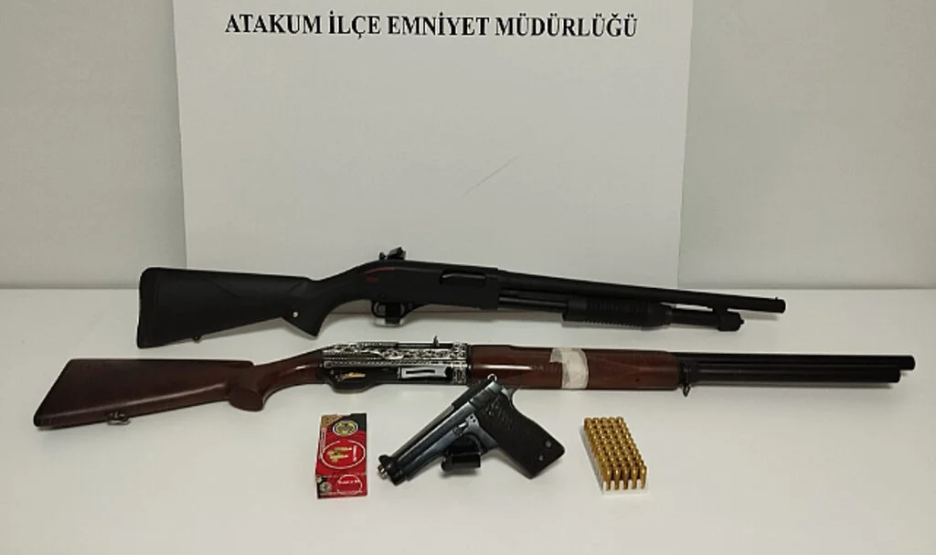 Samsun'da Evde Silah Bulunan Zanlı Gözaltına Alındı