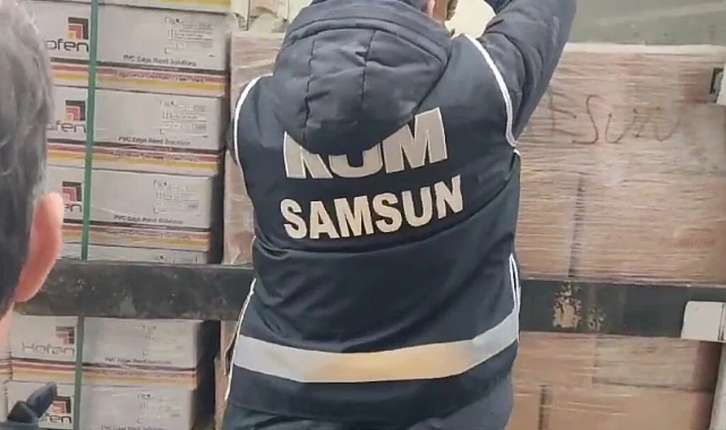 Samsun'da Gerçekleşen Operasyonda 1 Ton 600 Kilo Etil Alkol Ele Geçirildi