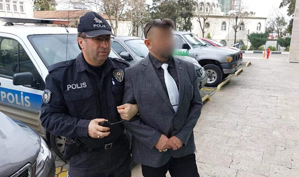 Samsun'da Hastanede Müdüre Bıçak Çeken Personel Gözaltında 