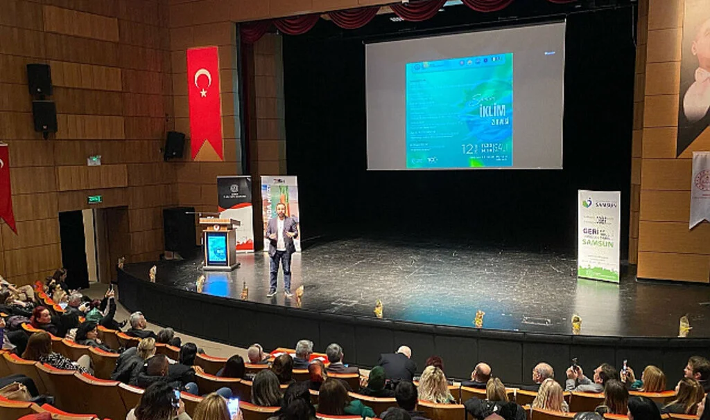 Samsun'da İklim Değişikliği Zirvesi: Geri Dönüşen Bir Gelecek İçin Adımlar Atıldı!