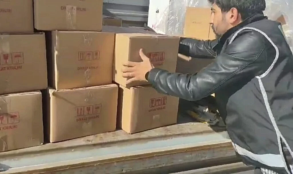 Samsun'da Kaçak Etil Alkol Operasyonu: 1 Ton 94 Litre Ele Geçirildi