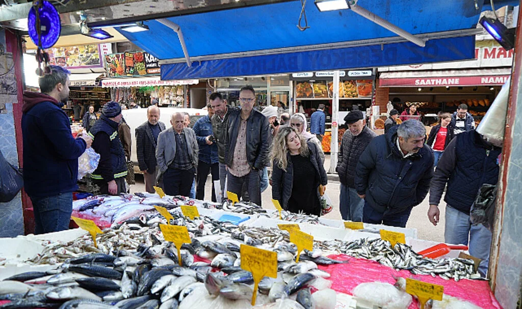 Samsun'da Ramazan Ayında Balıkçıların Yüzü Gülüyor