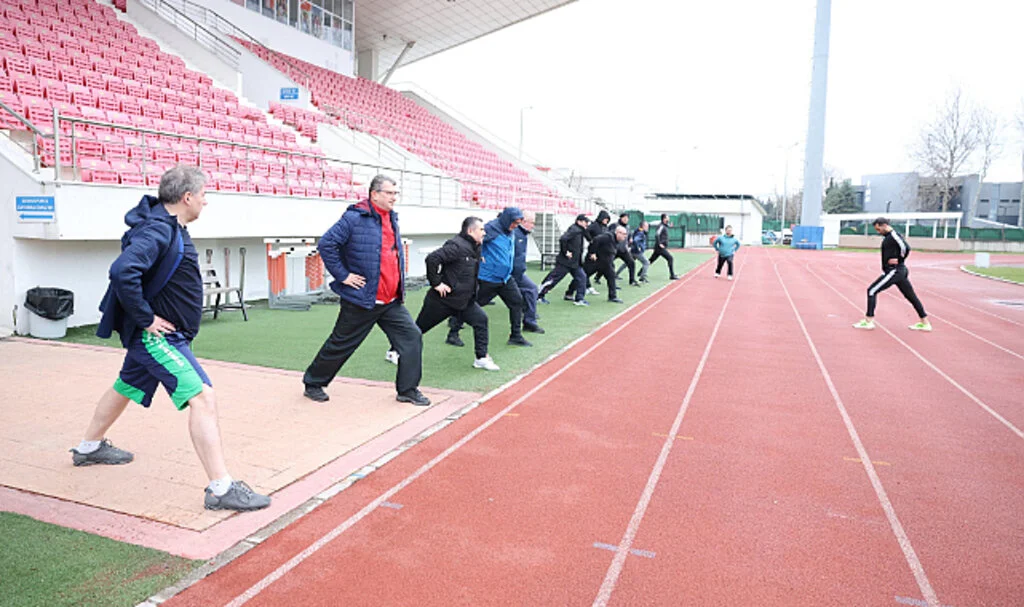 Samsun Valisi Orhan Tavlı ve Protokol Üyeleri Güne Sporla Başladı