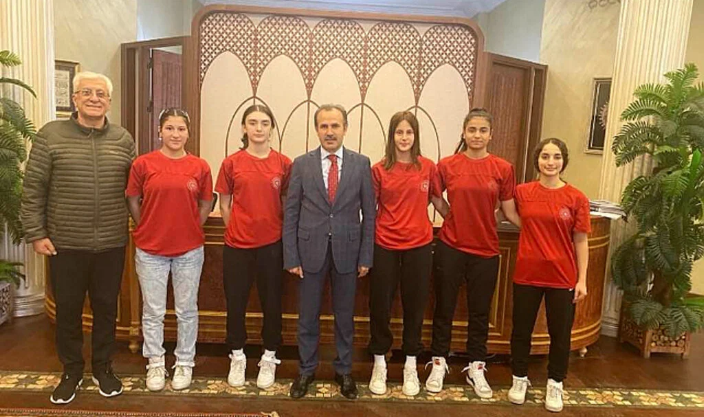 Samsunuz Spor Kulübü'nün kızları Türkiye şampiyonasında