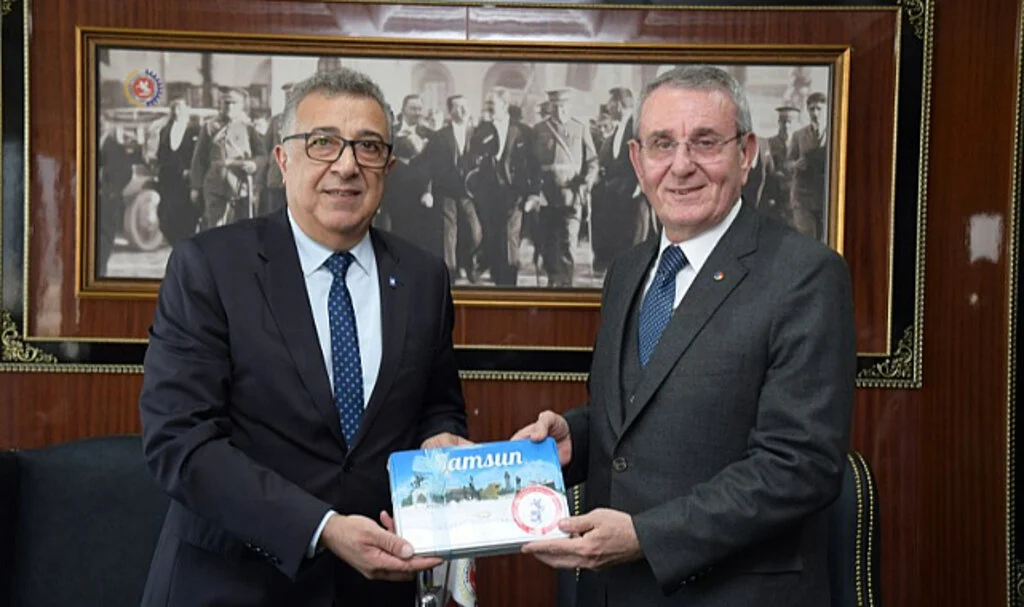 STSO Başkanı Salih Zeki Murzioğlu: 'Etle tırnak gibiyiz'