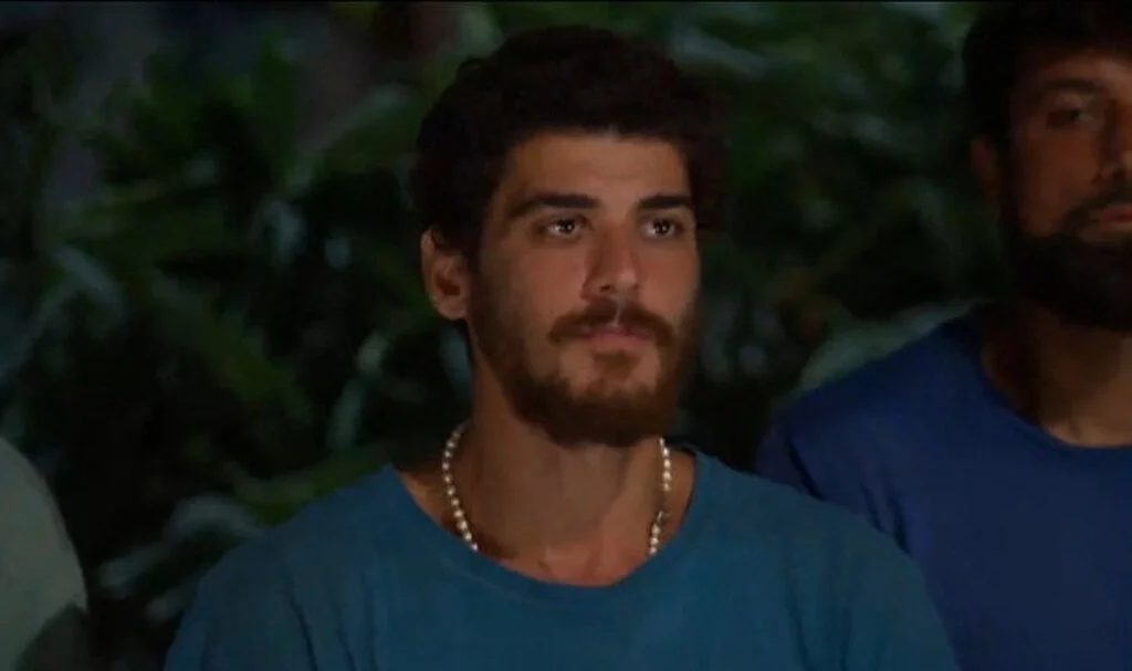 Survivor yarışmacısı Poyraz, Dominikli ailenin evinde hırsızlık yaptı! Çuvalla girip...