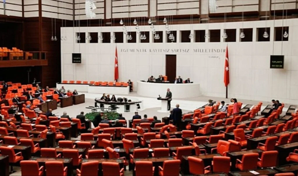 TBMM, 8. Yargı Paketi'nin İlk Bölümünde 14 Maddesi Daha Onayladı