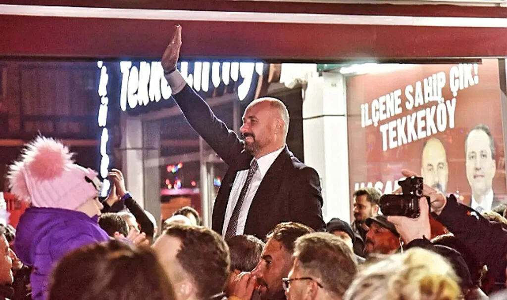 Tekkeköy Belediye Başkanı Hasan Togar’a  sevgi konvoyu