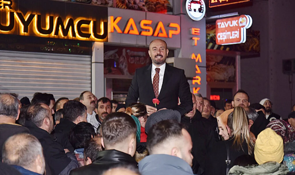 Tekkeköy Belediye Başkanı ve YRP Adayı Hasan Togar: 'Tekkeköy bize sahip çıksın'