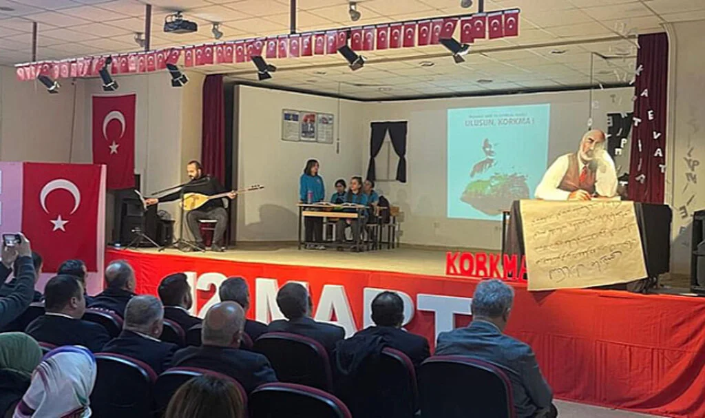 Vezirköprü ve Alaçam'da İstiklal Marşı'nın 103. Yılı Coşkuyla Kutlandı