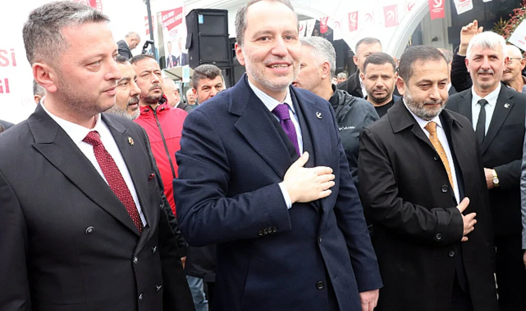 Yeniden Refah Partisi lideri Fatih Erbakan, Ünye'de vatandaşlarla buluştu