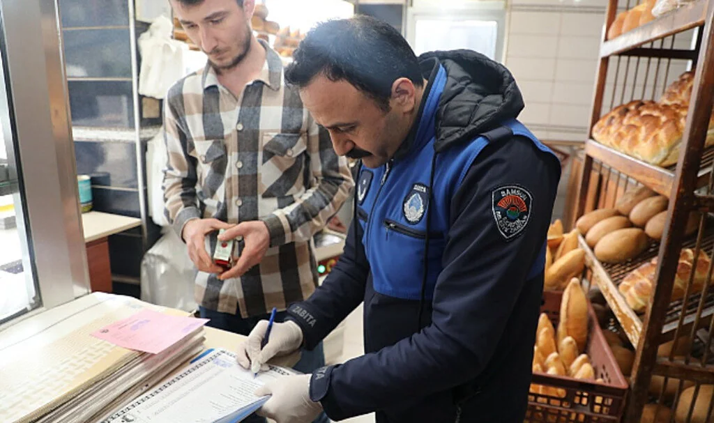 Zabıtadan Ramazan öncesi fırın denetimi: 5 işletmeye uyarı